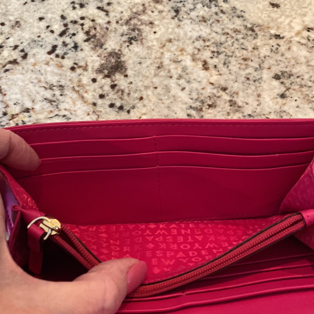 KATE SPADE WALLET - Picture 8 of 11